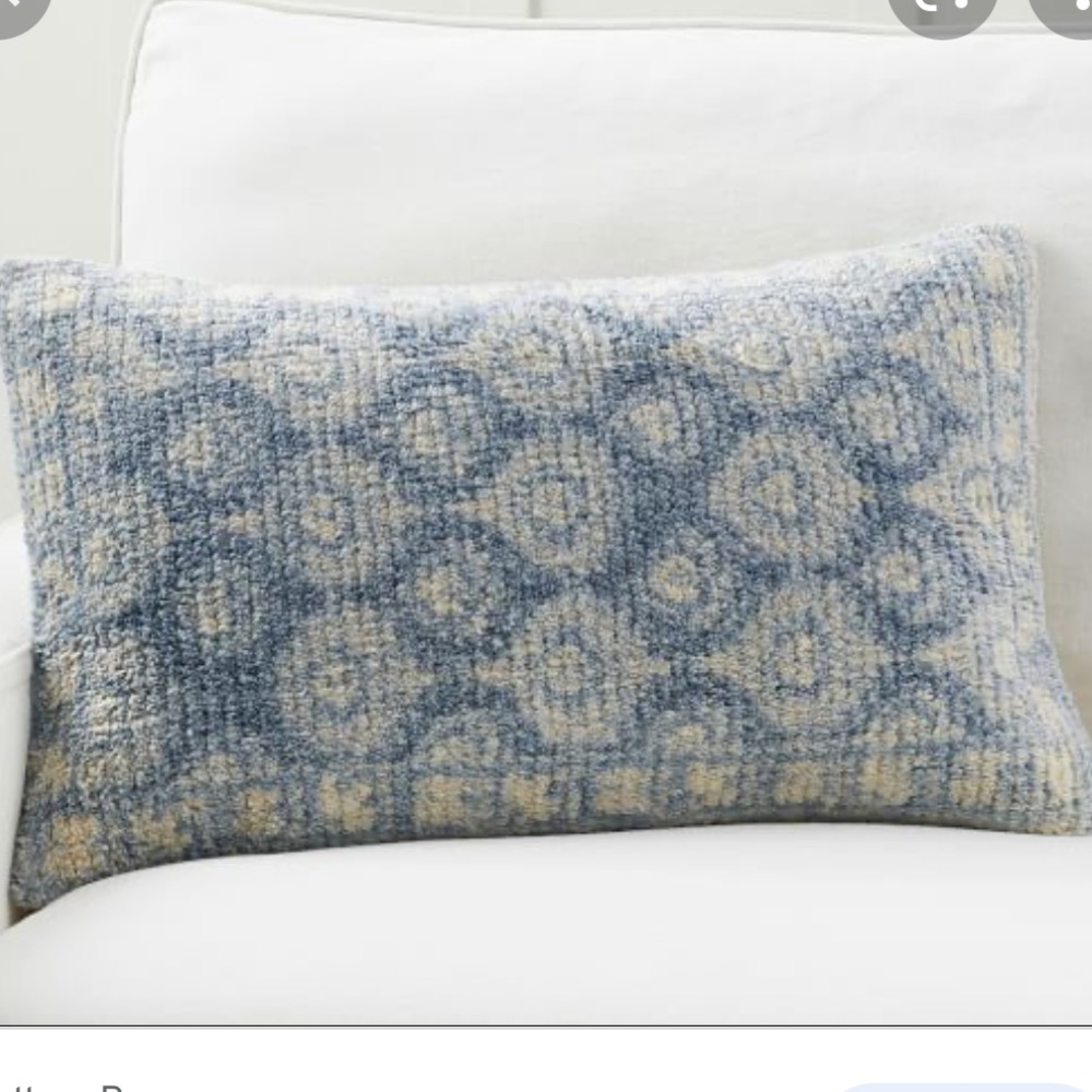 NWT Pottery Barn Corin blue lumbar pillow cover